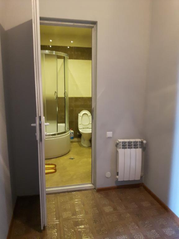 Apartment On Aleksandr Pushkin Street 트빌리시 외부 사진